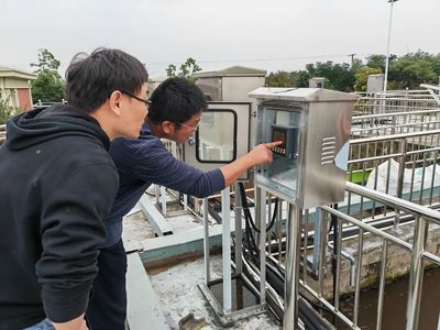 九三學社南京市委社會服務工作委員會國慶期間開展水污染防治與環境保護監測調研